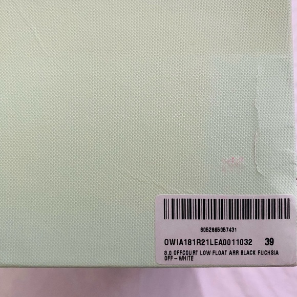 Off White - Picture 8 of 8